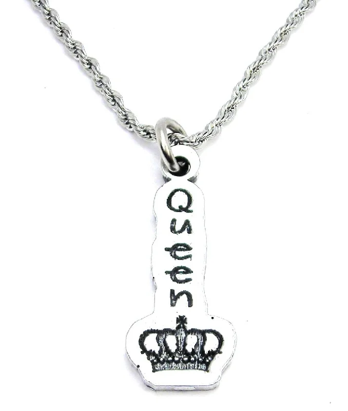 short necklaces for women -Queen With Crown Single Charm Necklace