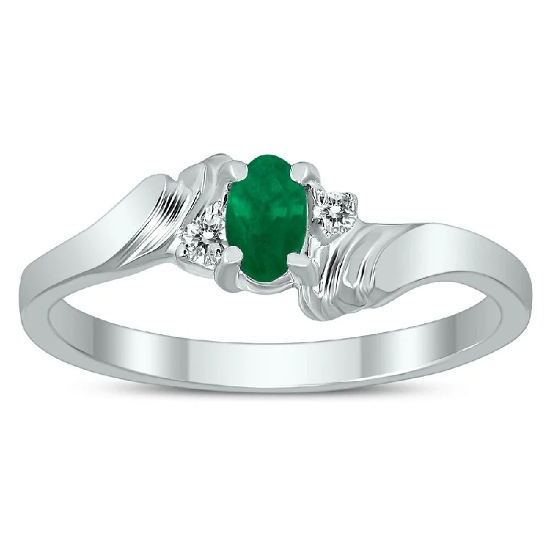 5X3MM Emerald and Diamond Wave Ring in 10K White Gold