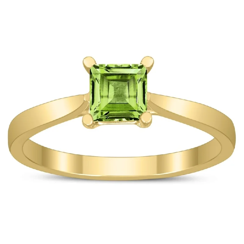 Square Princess Cut 5MM Peridot Solitaire Ring in 10K Yellow Gold