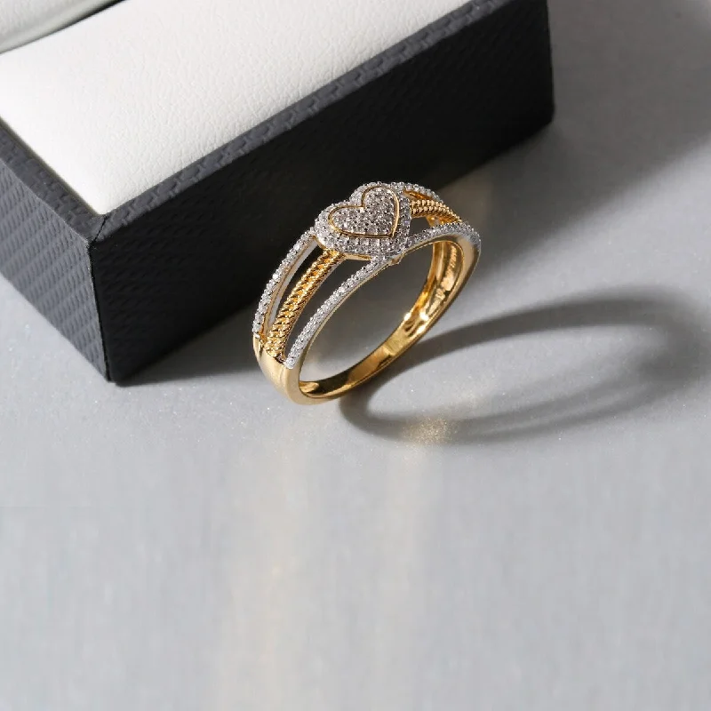 1/5ct TDW Diamond Heart Ring in 10k Gold by De Couer