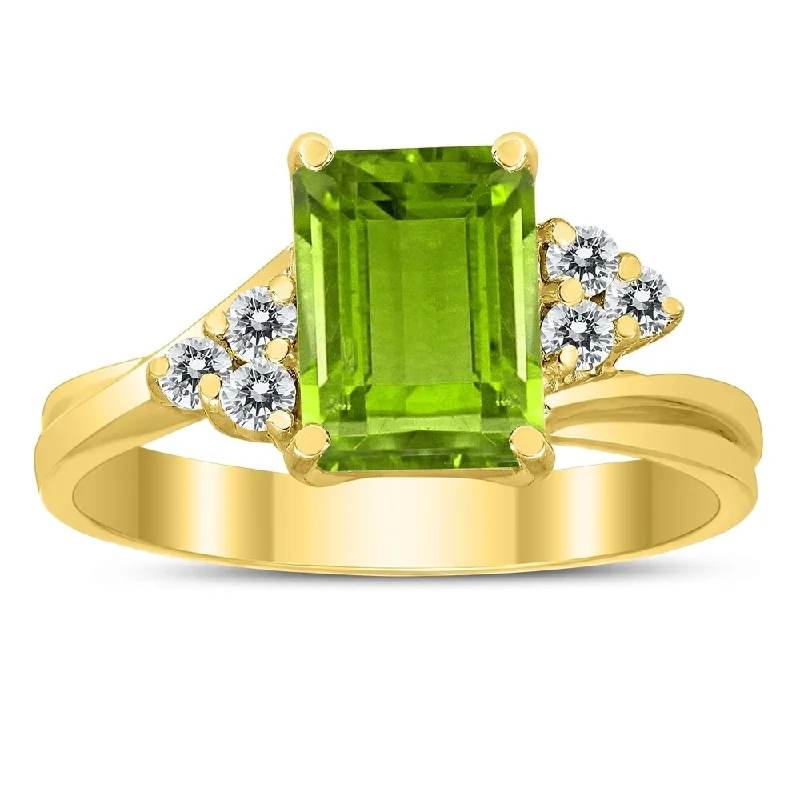 8X6MM Peridot and Diamond Twist Ring in 10K Yellow Gold