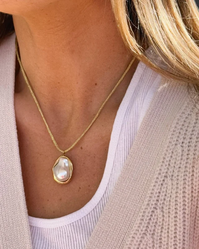 custom pendant necklaces for women -PEARL BEZEL STRAND