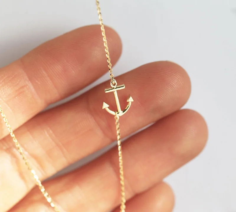 trendy pendant necklaces for women -Gold Sideways Anchor Necklace